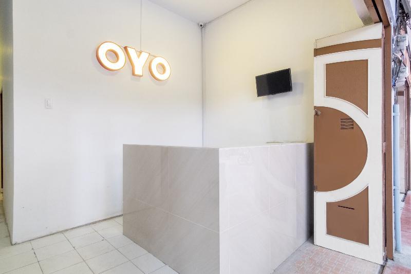 Oyo 835 Metropolitan Home Stay Medan Exterior photo