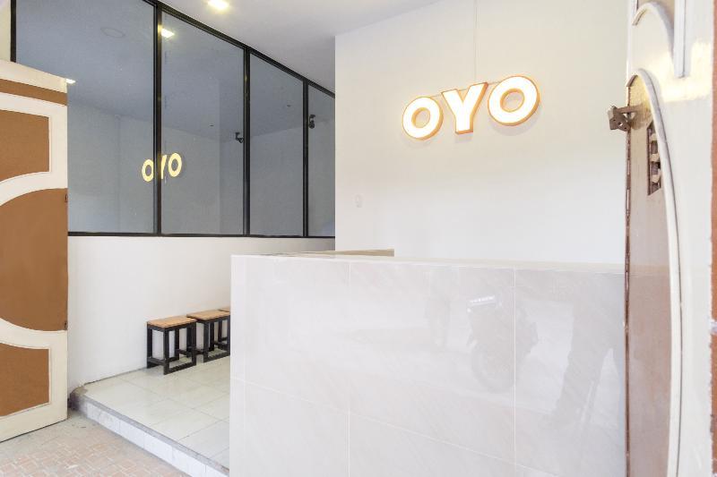 Oyo 835 Metropolitan Home Stay Medan Exterior photo